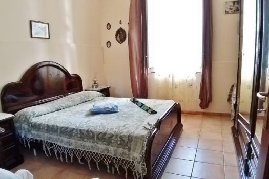 Graziosa casa indipendente totalmente ristrutturata con 300 mq di giardino