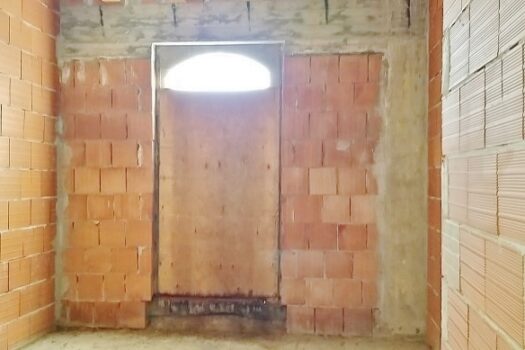 Terreno con splendido casale con progetto approvato più villino con dependance a 800 mt dal mare