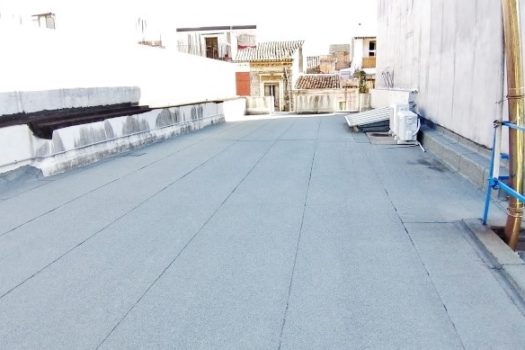 Graziosa casa indipendente totalmente ristrutturata con 300 mq di giardino