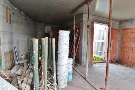 Terreno con splendido casale con progetto approvato più villino con dependance a 800 mt dal mare