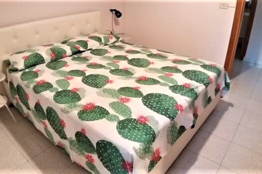 Grazioso bivani con spendido giardino con gazebo dotato di angolo cottura e barbeque