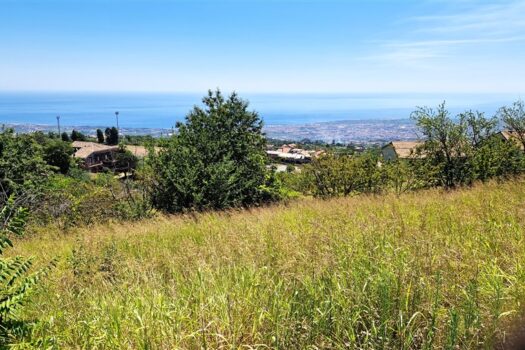 Splendido terreno panoramico di 7500 mq, ricadente in zona C4 turistico-alberghiera